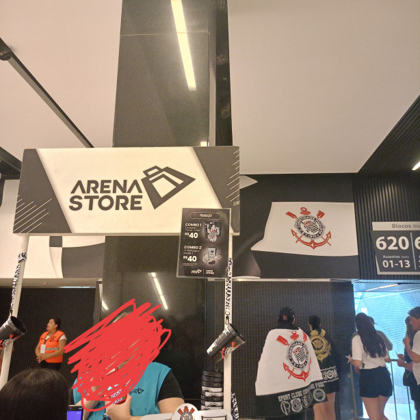 Pre�o abusivo praticado na arena