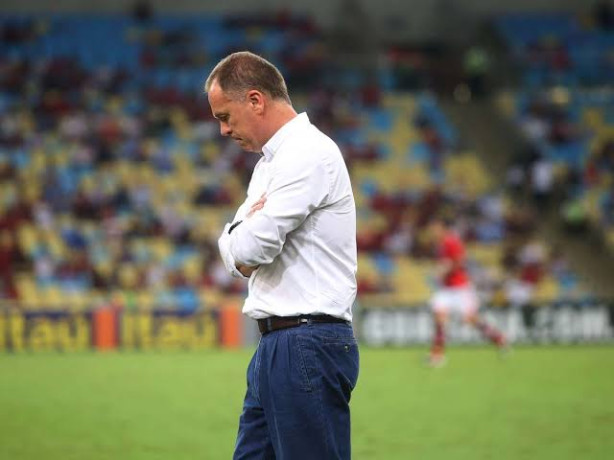 [MANO MENEZES]em 2013 Pediu demiss�o do Flamengo e disse o seguinte na coletiva de imprensa: