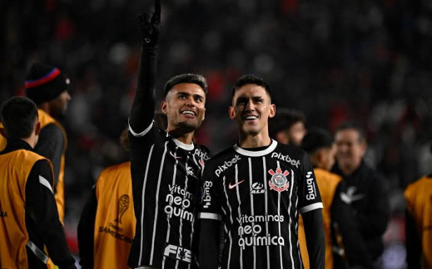 Mano Menezes e o trato aos jogadores