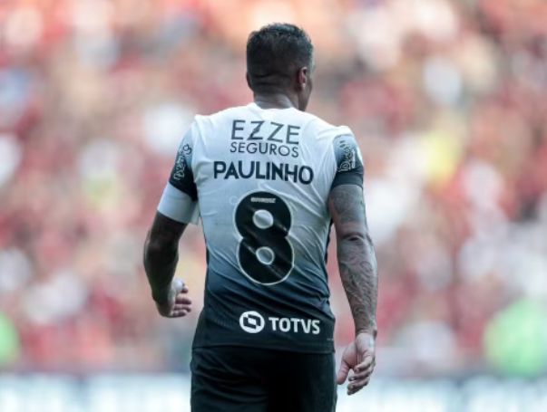 Paulinho recebeu sondagens de Cruzeiro, Grmio e Vissel Kobe, do Japo