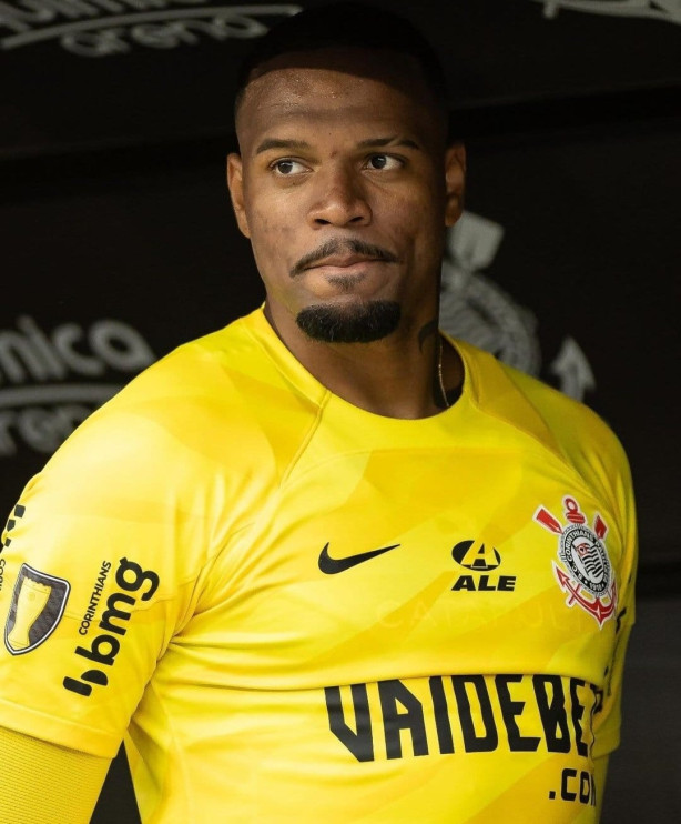Carlos Tra�ra