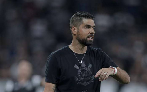 O Ant�nio Oliveira vai ficar