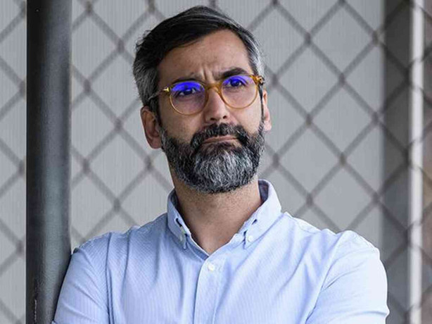 N�o era pra contratar 2 CEOs