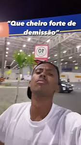 cheiro de demiss�o