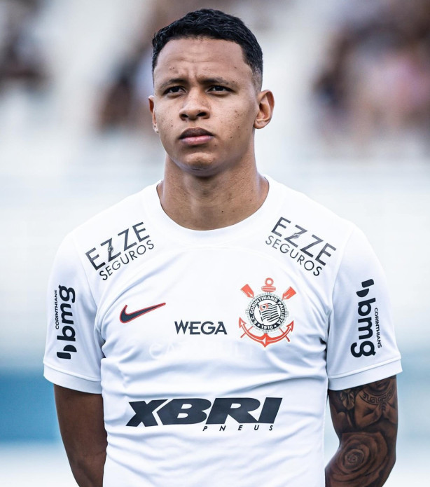 Encerrou sua carreira por aqui, obrigado!