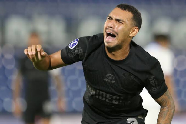 � s�rio que o Matheuzinho � melhor que o Leo Mana?