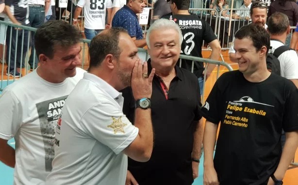 Precisa ser cobrado