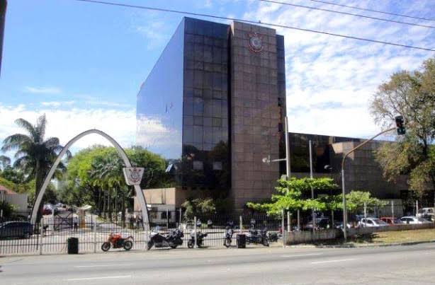 A SAF Corinthians e a l�gica das privatiza��es.