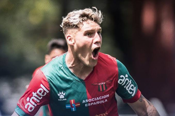 REFORÇO DE PESO! Após desistir de Balotelli Corinthians mira contratação jovem atacante uruguaio