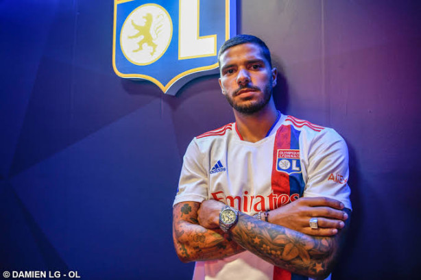 QUEM SERÁ O ALVO? São Paulo sonha com craque, descarta Henrique Silva e avalia Montiel