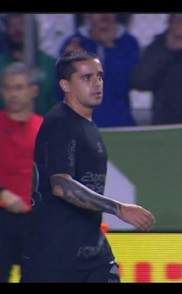 Isso � um jogador de futebol profissional?