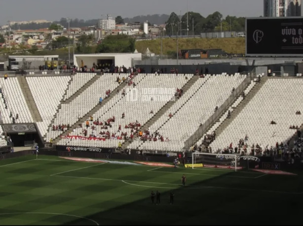 A mordomia da torcida do Flamengo na NQA