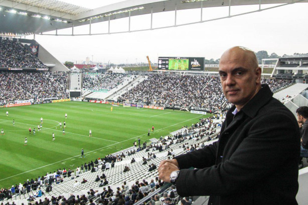 S� um homem pode nos salvar do rebaixamento.