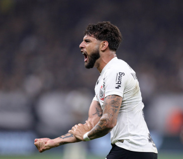 O homem entrou focado