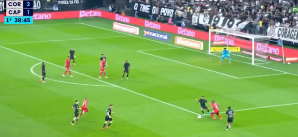 Erro crasso no segundo gol