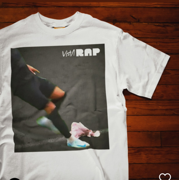 Os caras fizeram uma camiseta!