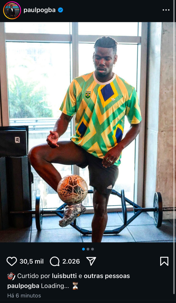 Pogba querendo Like da fiel