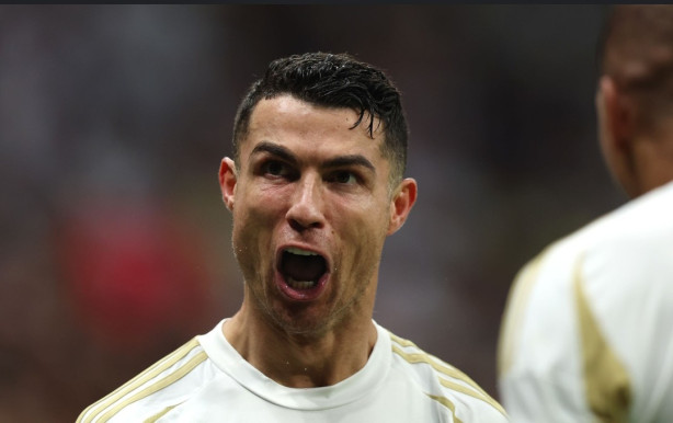 O Corinthians poderia tentar o Cristiano ronaldo