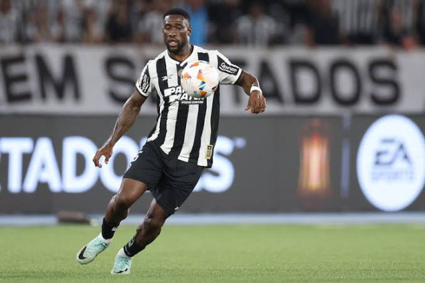 Bastos (zagueiro do Botafogo)