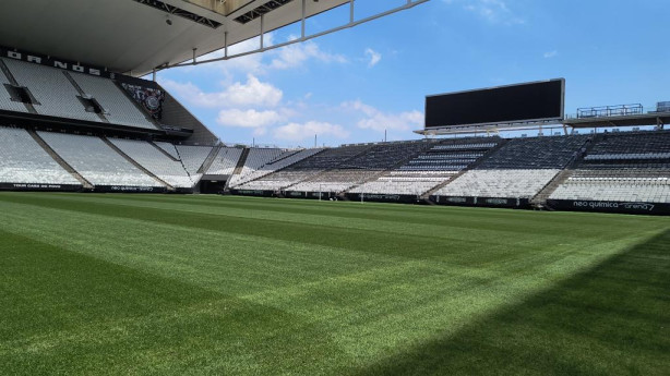 Foto atualizada da amplia��o da arena