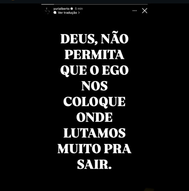 Yuri acabou de postar