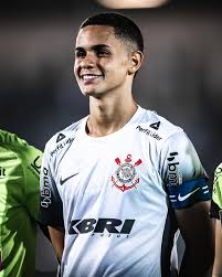 O que vocs tem a dizer sobre Gustavo Bahia?