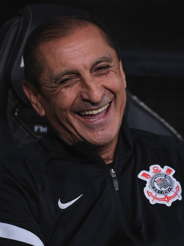Esse velho tem 70% de aproveitamento como tcnico do clube