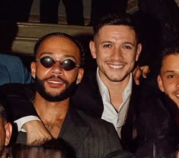 Memphis e Garro, Acho que um dos dois recinde