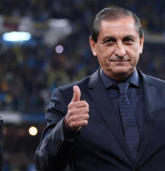 A falsa pol�mica dos 3 zagueiros