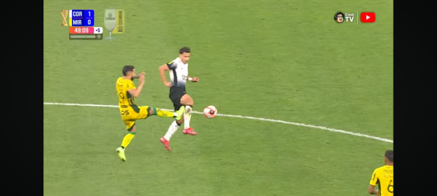 Clayson sim era pra ser expulso