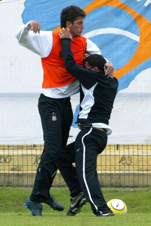 Ser� que Memphis x GH � o equivalente a Tevez x Marquinhos da atual gera��o?