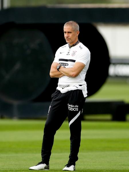 Com uma poss�vel queda do Ramon, Silvinho deve ser o pr�ximo treinador do Corinthians.