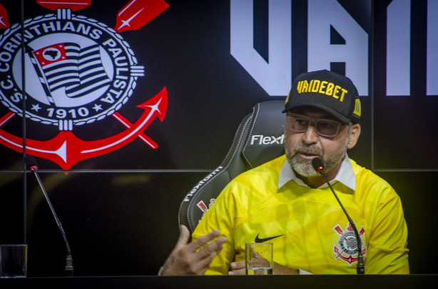 O mandato do Augusto Melo s vem mostrando uma coisa para ns!