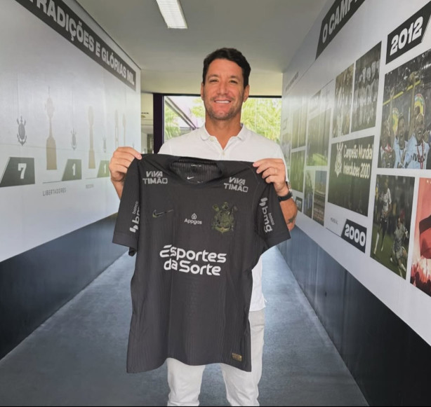 Thiago Neves no CT!