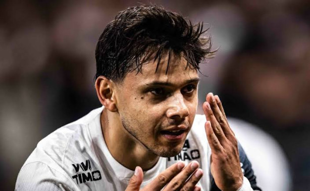 Hat-trik dele hoje.