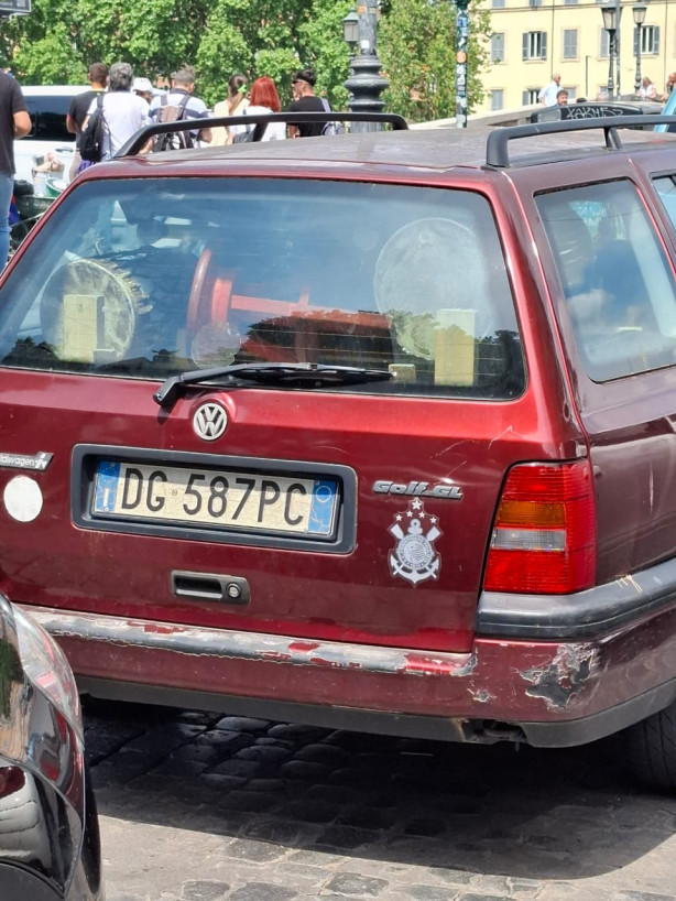 Agora h� pouco em Roma...