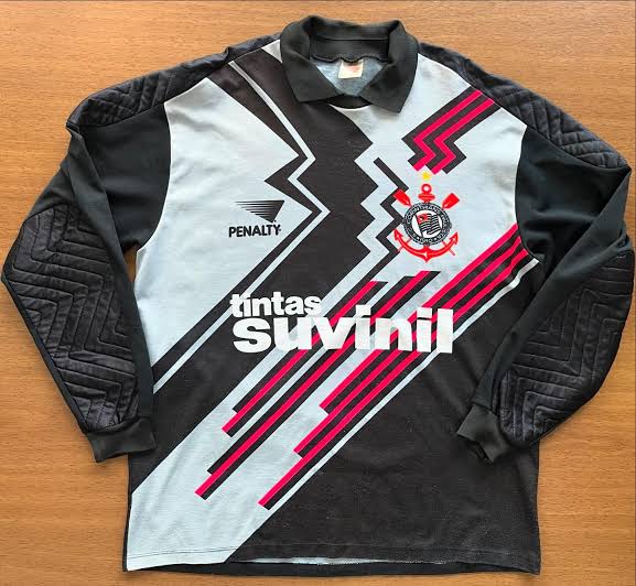 Uniforme de goleiro mais bonito da história do Corinthians?