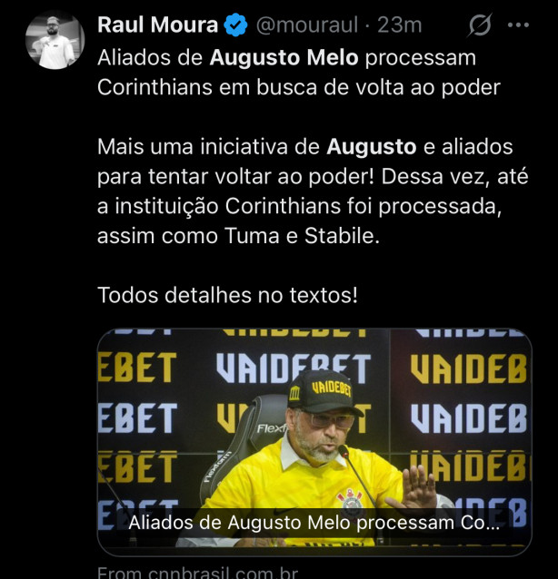 Comparsas do Pinoquio processam o Corinthians