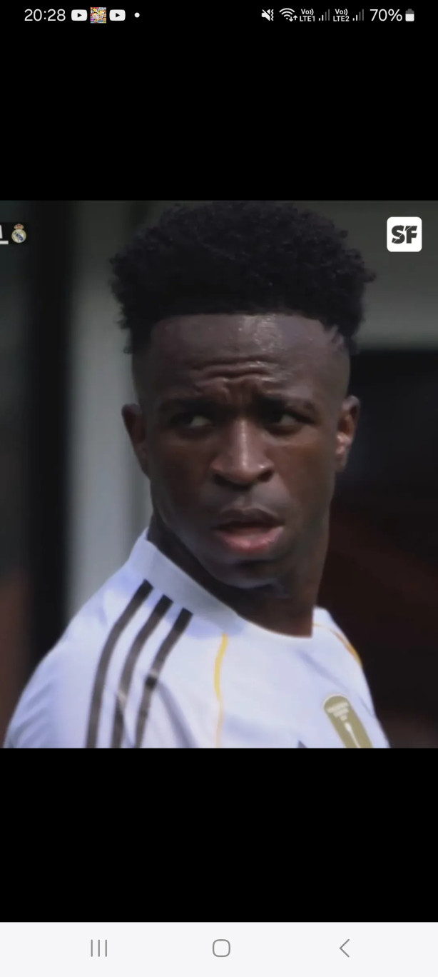 Vinicius Jr substituto com: