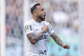 Maycon queimou minha l�ngua!