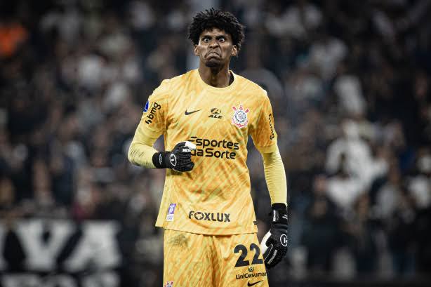 Hugo Souza de titular na Sele��o...