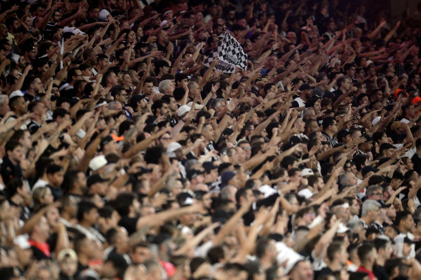 Corinthians: Quando o Problema Vem de Dentro