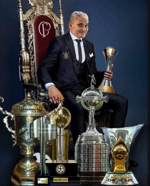 Campe�o do Mundo, Recopa, Libertadores Invicto, Bi