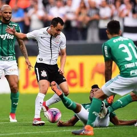 Pra cimaaaa e domingo matar porcos