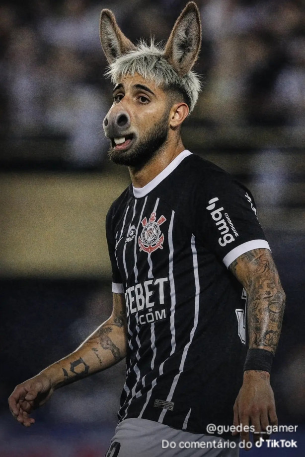 Tem ele