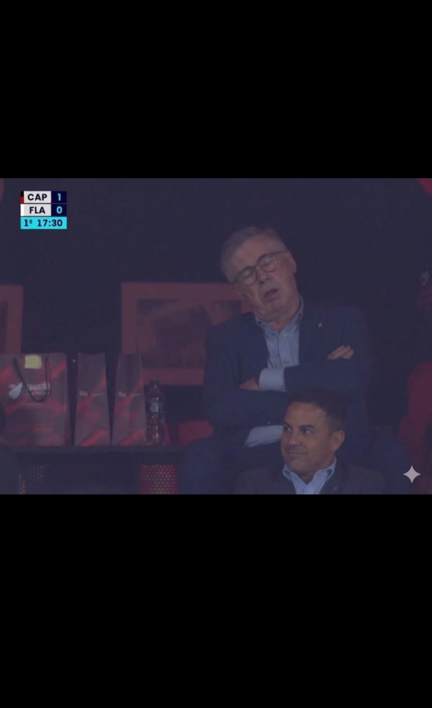Ancelotti assistindo futebol brasileiro...