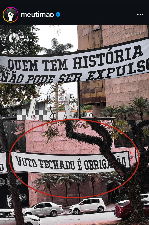 Uma das frases mais bizarras que j� li na vida kkkkk