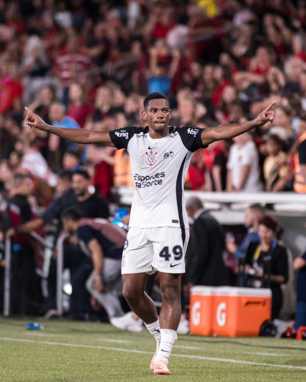 Torcida que critica mais a base do que a diretoria