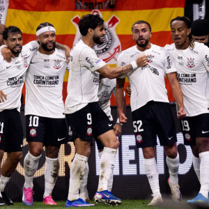 Neste elenco do Corinthians. Existe algum craque?