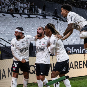 Entre os sete refor�os de 2026, qual foi a melhor contrata��o do Corinthians at� agora?